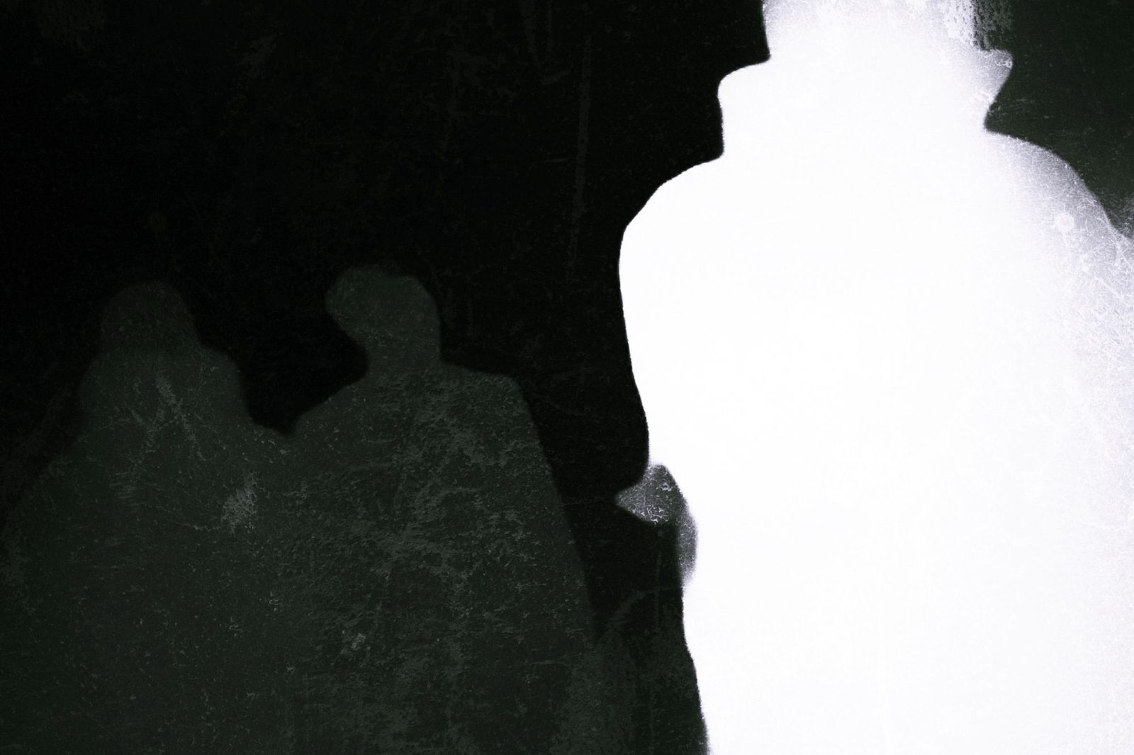Photograph 3 from the Figures on Light series