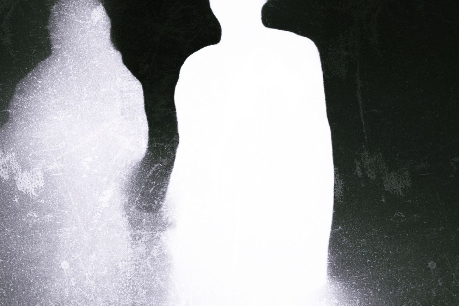 Photograph 7 from the Figures on Light series