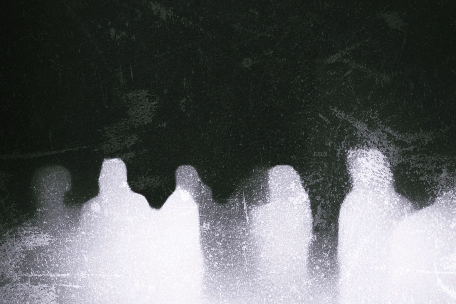 Photograph 14 from the Figures on Light series